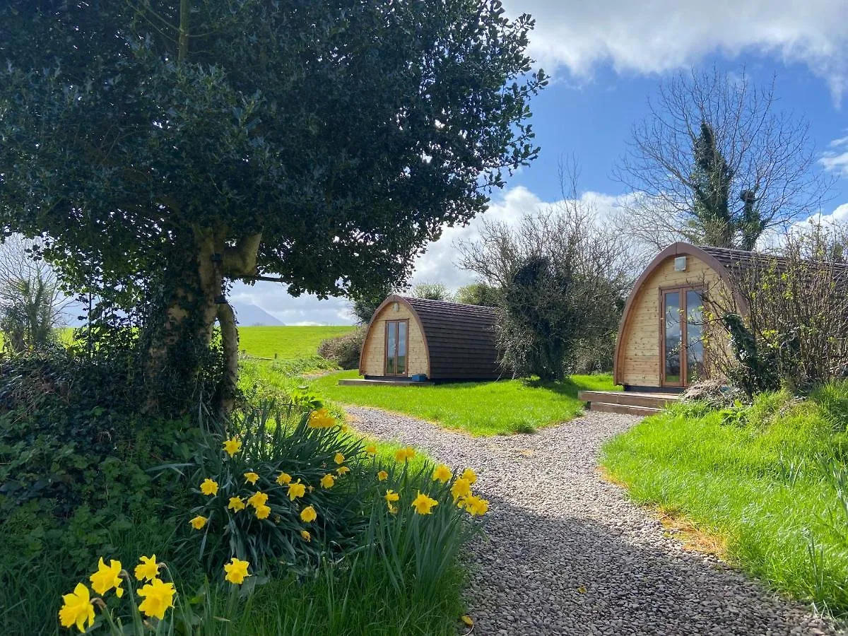 Luxury tent Farmyard Lane Glamping Hotel Killarney