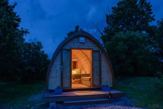 Farmyard Lane Glamping Hotel Killarney Luxury tent