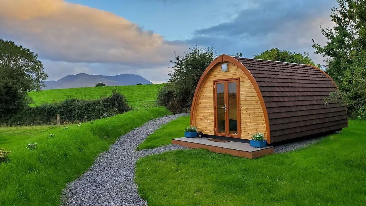 Farmyard Lane Glamping Hotel Killarney