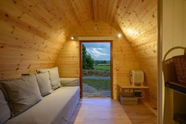Hotel Farmyard Lane Glamping Killarney